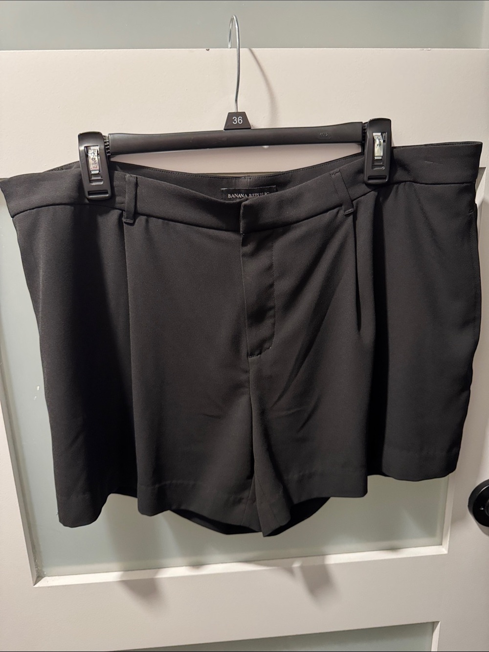Banana Republic Black Women's Dress Shorts w/ pockets